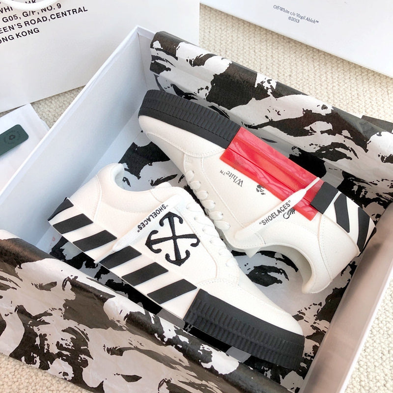 OFF-WHITE Men's and Women's  Sneakers