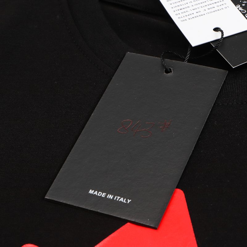Dsquared2  Men's Short Sleeve T-Shirt